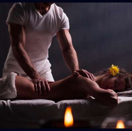 Masseur tantrique