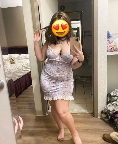 Une chaudasse disponible de suite