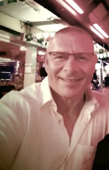 Complicit discrte et sensuelle