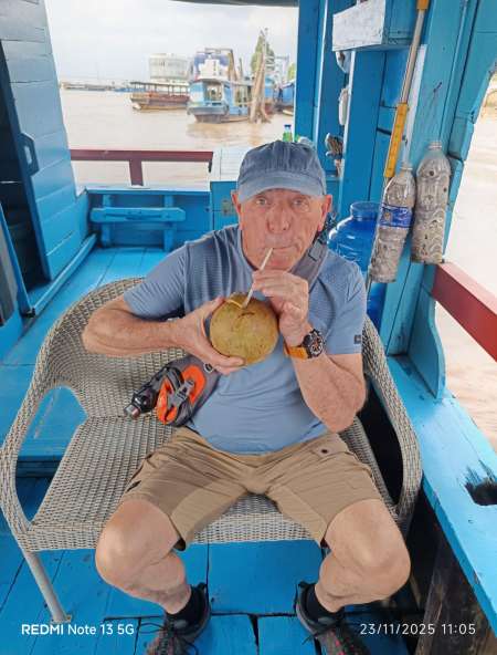 Homme encore vert pour femme en demande