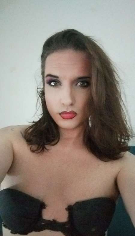 tr�s belle trav bien coquine