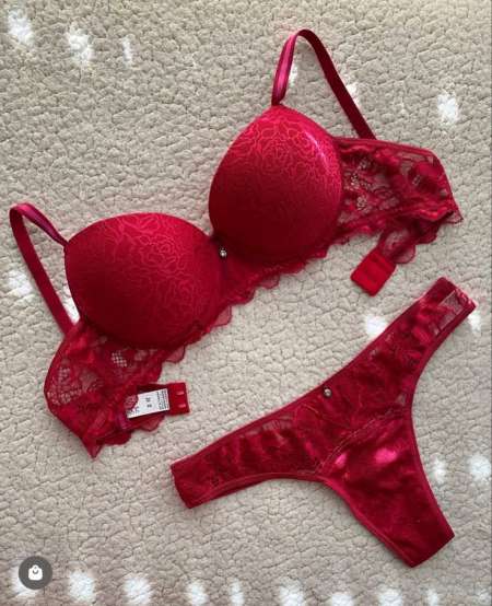 Corinne , rencontres �ph�m�re