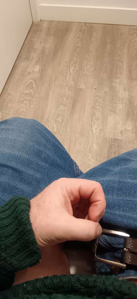 Masturbation devant Elle