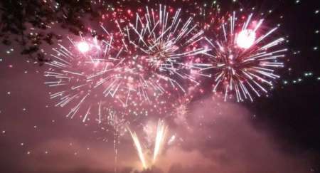 Jeux de regards unilat�ral respectueux et discret