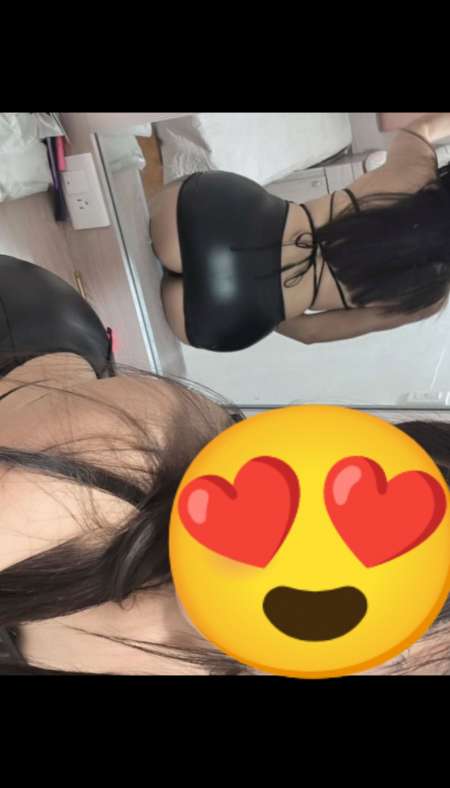 femme d'Alger belle et propre