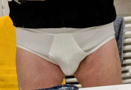 Visite m�dicale avec mec qui re�oit