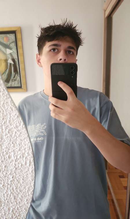 Je cherche une femme pour me d�puceler