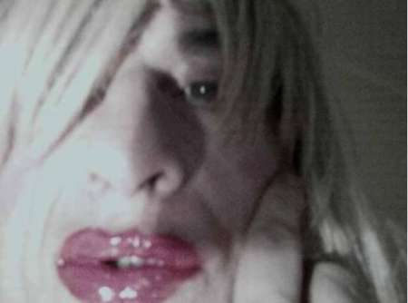 TRAVESTI CHERCHE NOIRS OU ARABES