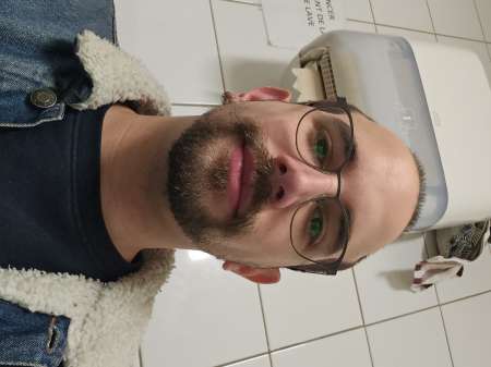 Homme cherche femme ou escorte pour plan en douce