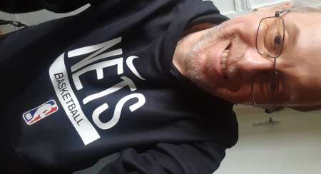 Annonce s�rieuse avec une femme �g�e