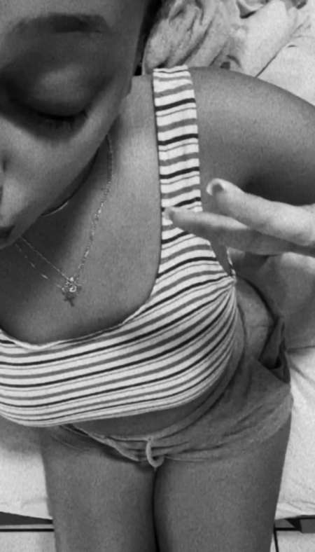 Sp�cialiste massage corps � corps glissant