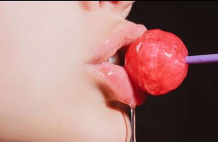 JEUNE cherche UNIFORME