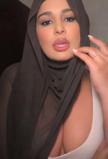 Mouna veut t �couter