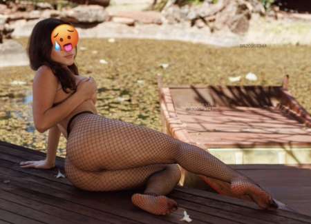 Larrisa Carvalho je viens d�arriver