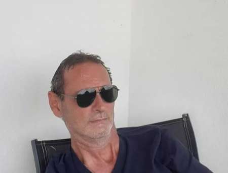 Cherche f ou couple