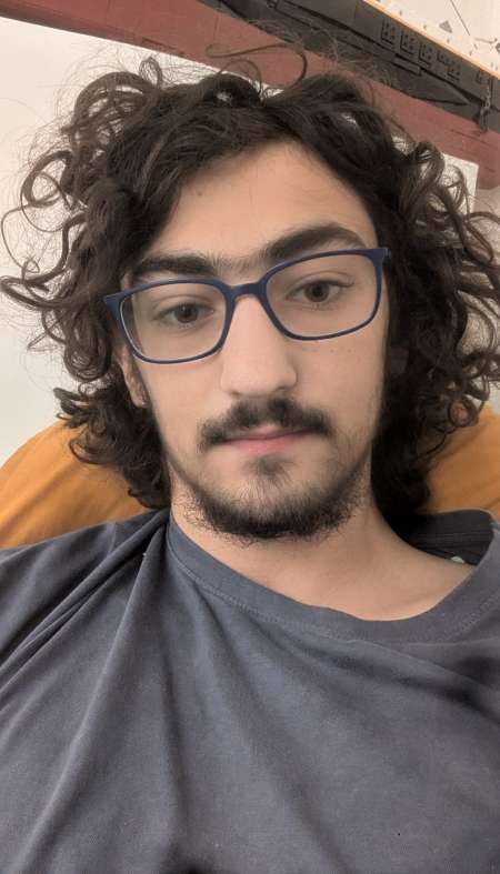 Jeune homme soumis cherche maitre